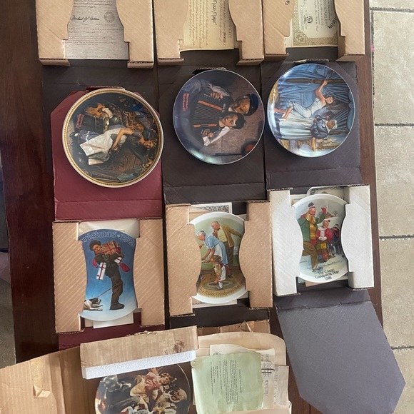 16 Vintage Delphi Elvis Presley Plates Certificate Of Authenticity Paperwork - Picture 7 of 10